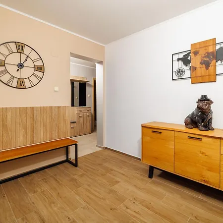 Slavko Apartamento Mundanije
